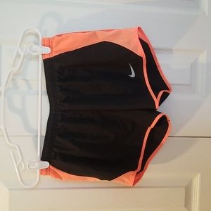 Women's Nike Running Shorts NWT Standard Fit w/Liner